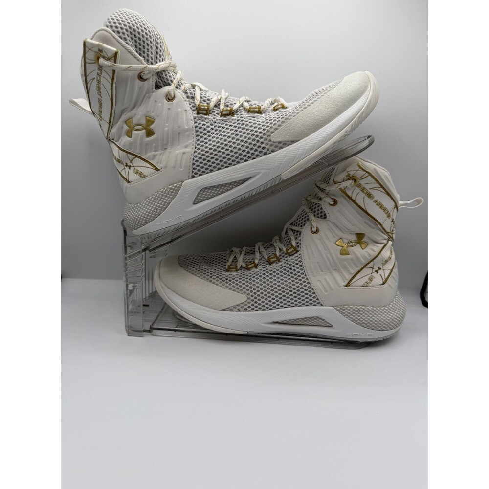 Size 8.5 Under Armour HOVR Highlight Ace Women’s Volleyball Shoes 3023708-100